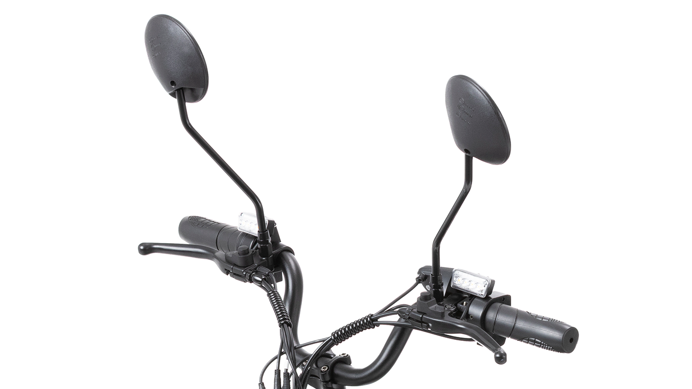 サイドミラーを標準装備で後方確認も行いやすい